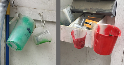 Red and Green painted measuring cups