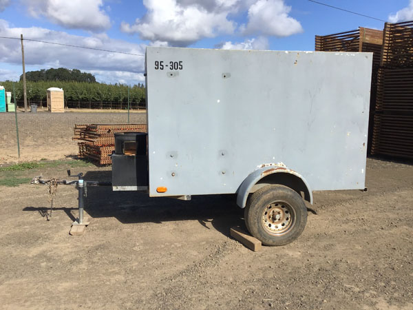 Tráiler de pesticidas